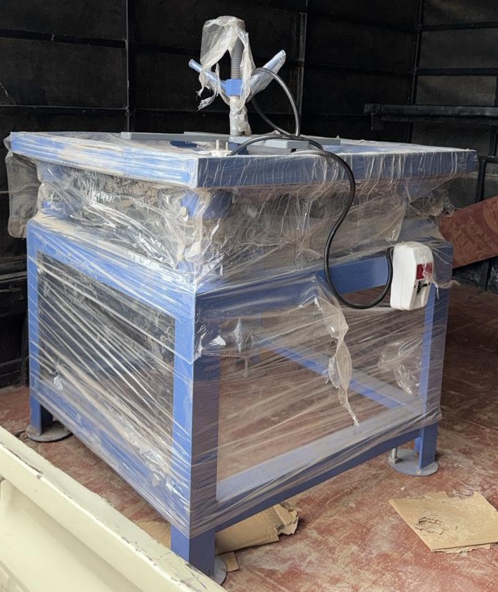 Concrete Cube Vibrating Table